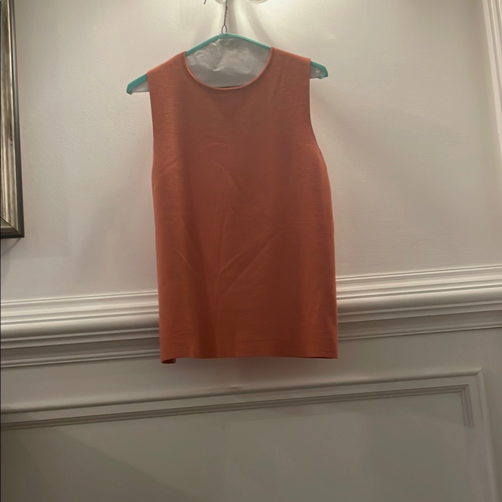 Ellen Tracy Pink Sleeveless Muscle Tee Fitted